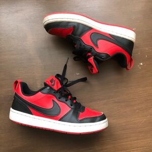 Kids 4Y Nike Court Borough Low